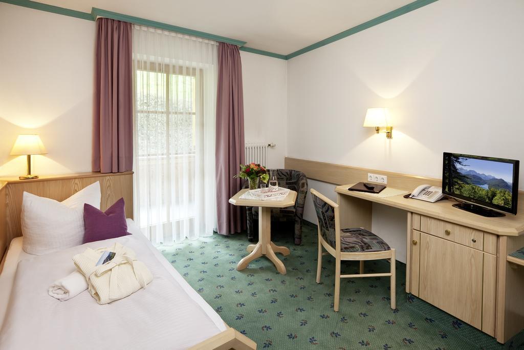 Hotel Berghof 프론텐 외부 사진