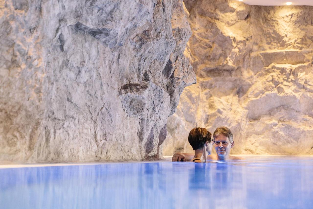 Hotel Berghof 프론텐 외부 사진